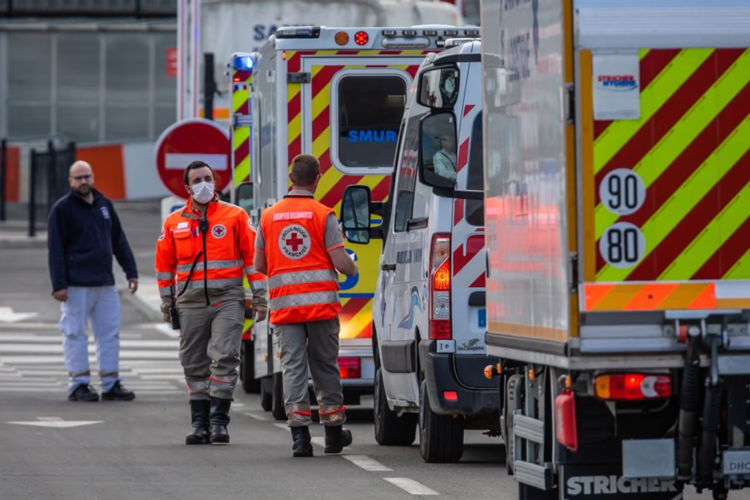 Virus Shamonda: muere en Francia la primera persona infectada en el mundo Personal de Salud en París. Imagen de archivo.