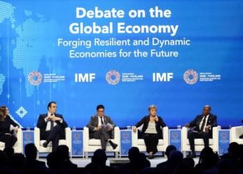 Georgieva anticipó que Argentina pagará antes al FMI y Caputo respondió