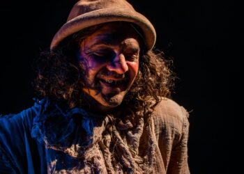 El teatro pone bajo la lupa aquello que nos desvela