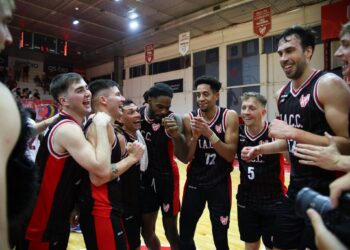 Instituto sufrió hasta el cierre, pero festejó ante Lanús en el Sandrín Instituto