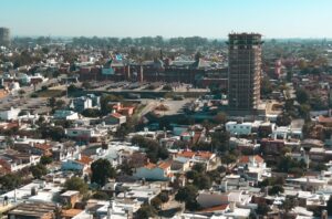 Con un amparo, vecinos buscan frenar el avance de las torres del Córdoba Shopping Con un amparo, vecinos buscan frenar el avance de las torres del Córdoba Shopping