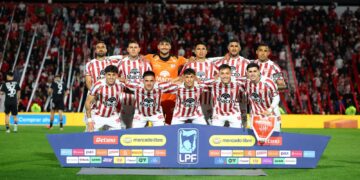 Instituto iguala 0-0 con Deportivo Riestra en una noche que puede ser histórica