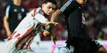 Instituto iguala 0-0 con Deportivo Riestra en una noche que puede ser histórica Instituto iguala 0-0 con Deportivo Riestra en una noche que puede ser histórica