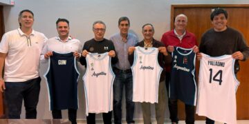 La Confederación Argentina mantuvo una reunión con dirigentes y glorias del básquet