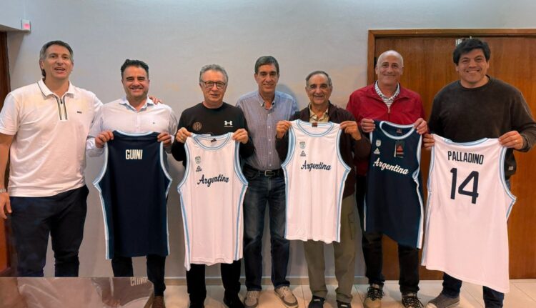 Dirigentes de la Confederación Argentina compartieron una reunión junto a exponentes del básquet cordobés.