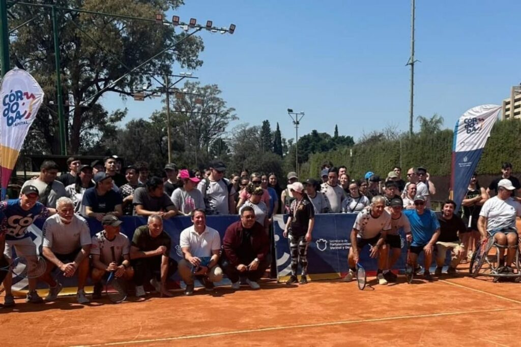 La Municipalidad de Córdoba y el Córdoba Lawn Tennis Club firmaron un convenio para implementar una propuesta deportiva adaptada, libre y gratuita para personas con discapacidad motriz.