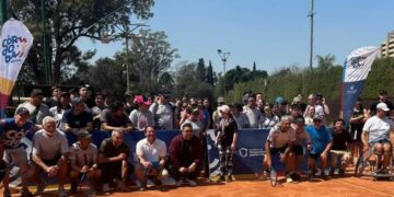 La Municipalidad de Córdoba y el Córdoba Lawn Tennis Club firmaron un convenio para implementar una propuesta deportiva adaptada, libre y gratuita para personas con discapacidad motriz.