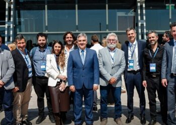 Llaryora reclamó que el RIGI impulse a proveedores de Córdoba Llaryora reclamó que el RIGI impulse a proveedores de Córdoba