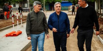 Llaryora y Passerini recorrieron las obras viales en Villa Rivadavia Anexo. Foto: prensa de la Provincia.