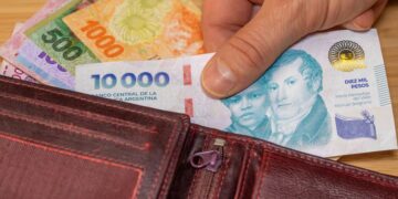 Los salarios registrados le ganaron a la inflación en agosto