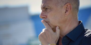 Manuel Pérez: “Racing es familia y está unido, excepto estos 40 parásitos”