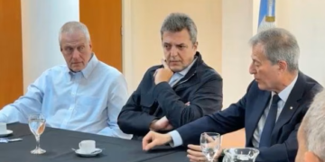 Massa se mostró con los rectores y se prepara para la carrera electoral