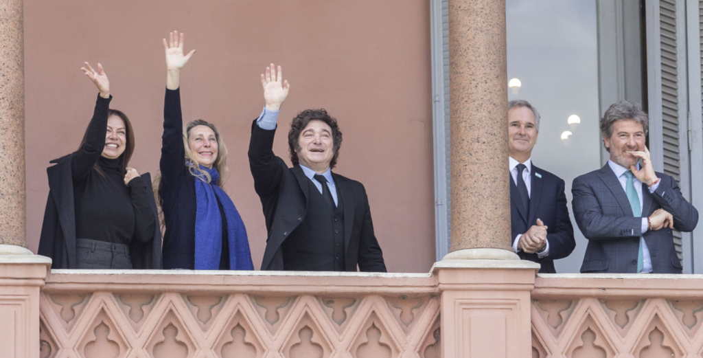 Milei pidió cerrar filas con el plan económico, pero Bullrich se diferencia