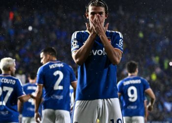 Nico Paz brilló con un doblete y una asistencia en la goleada del Como ante Manchester United Nico Paz brilló con un doblete y una asistencia en la goleada del Como ante Manchester United