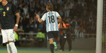 Nico Paz brilló en el amistoso ante Bolivia.