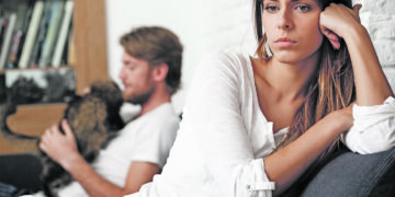 La maternidad se posterga, mientras disminuyen los embarazos adolescentes La maternidad se posterga, mientras disminuyen los embarazos adolescentes