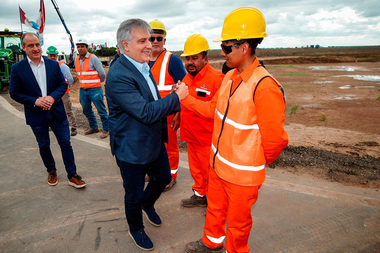 Llaryora inauguró un tramo de la Autopista 19 y destacó el empleo que genera la obra pública Llaryora inauguró un tramo de la Autopista 19 y destacó el empleo que genera la obra pública