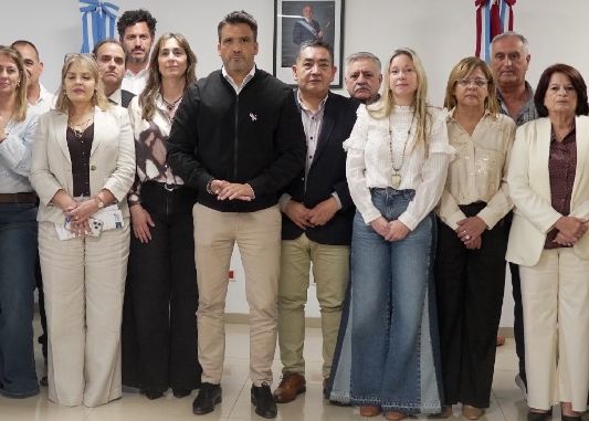 Otra vez, el oficialismo no dio quórum y presiona para la salida de Alejandra Ferrero El oficialismo provincial volvió a levantarse de sus bancas y emitió un comunicado.