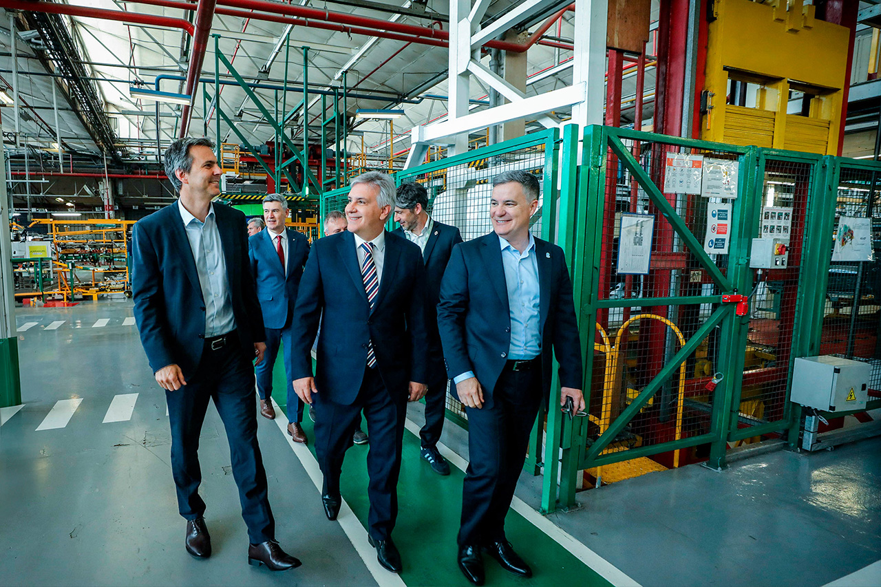 Llaryora: “Queremos que la provincia siga siendo el corazón industrial de Argentina”