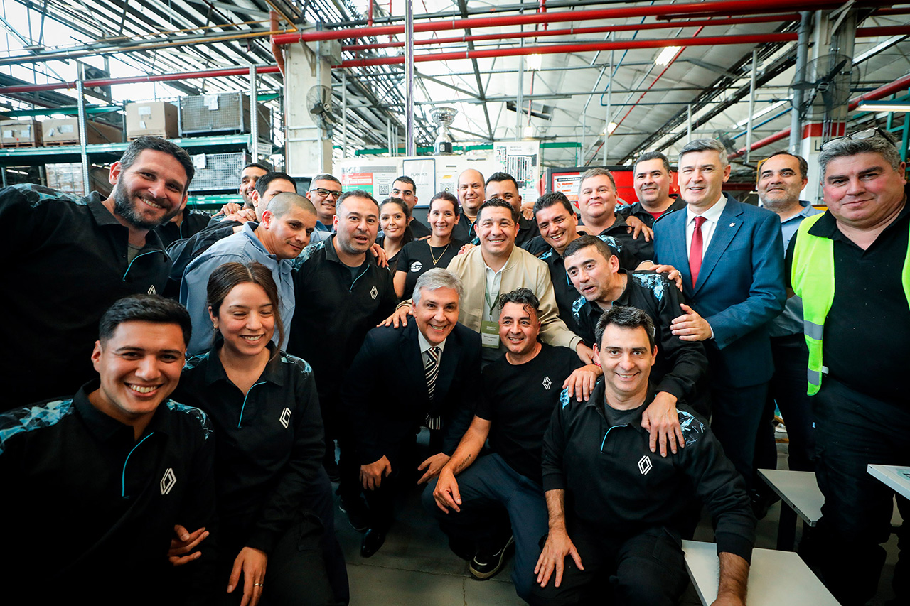 Llaryora: “Queremos que la provincia siga siendo el corazón industrial de Argentina”