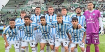 Racing volvió a perder de visitante y jugará otro año más en la Primera Nacional Racing volvió a perder de visitante y jugará otro año más en la Primera Nacional
