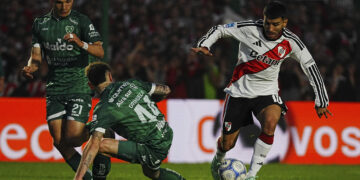 River no pudo con Sarmiento: empató 1-1 y sigue afuera de la zona de playoffs