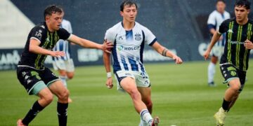 Talleres derrotó 2-0 a Aldosivi y es puntero de su grupo