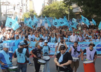 Uepc pidió reabrir la paritaria docente y espera reunirse con la Provincia