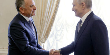 Un enviado estadounidense dialogó con Putin sobre Ucrania