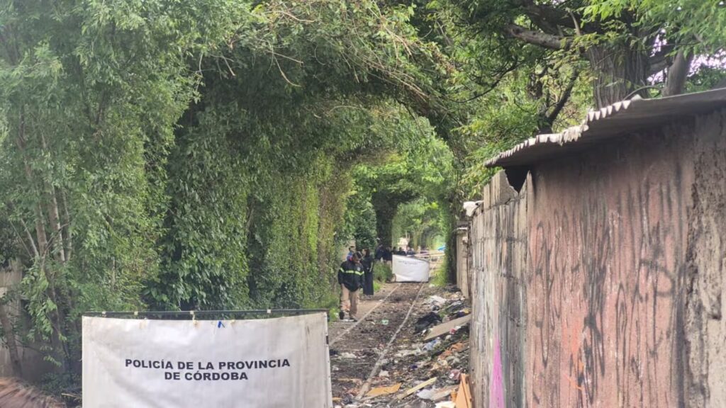 Un policía murió al ser arrollado por un tren