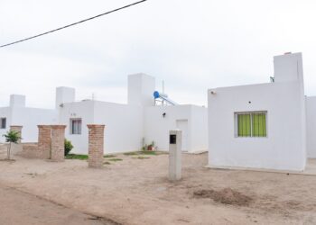 Quilino suma viviendas, escrituras y un nuevo polideportivo para fortalecer el desarrollo comunitario