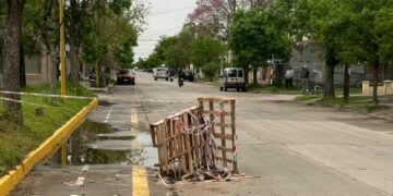 Un motociclista sufrió un traumatismo de cráneo tras chocar contra un vallado Un motociclista sufrió un traumatismo de cráneo tras chocar contra un vallado