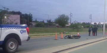 Un joven murió y otros dos resultaron heridos en un accidente
