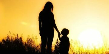 La flor, y otras formas de gravedad, para mamá