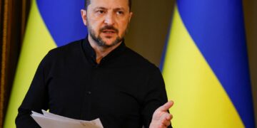 Zelenski reanudó los ataques contra refinerías rusas
