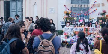 Día de Muertos en Córdoba con música, desfile de catrinas y visitas guiadas en los cementerios municipales