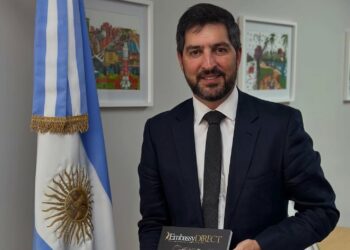 Raúl Santiago Ailan.