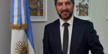 Milei designó al embajador de las Repúblicas de Namibia y Mauricio Raúl Santiago Ailan.