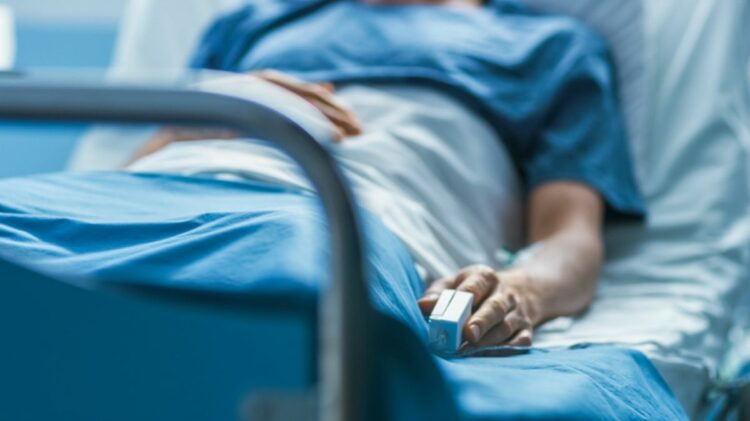 Las patologías cardiovasculares y el cáncer encabezan las estadísticas de mortalidad del Ministerio de Salud, representando casi siete de cada diez decesos en el país.