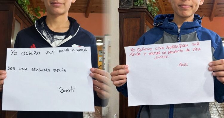 Santi y Axel buscan una familia que los adopte juntos en Córdoba realiza un breve epigrafe al respecto
Santi, de 13 años, y Axel, de 15, buscan una familia que los adopte juntos en Córdoba. El Registro Único de Adopciones convoca a personas y familias dispuestas a brindarles un hogar y preservar el vínculo con su hermana menor.