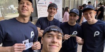 Los cinco estudiantes de la UTN Córdoba que desarrollaron PagameYa.