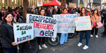 Manifestantes reclamaron medidas para el sector.