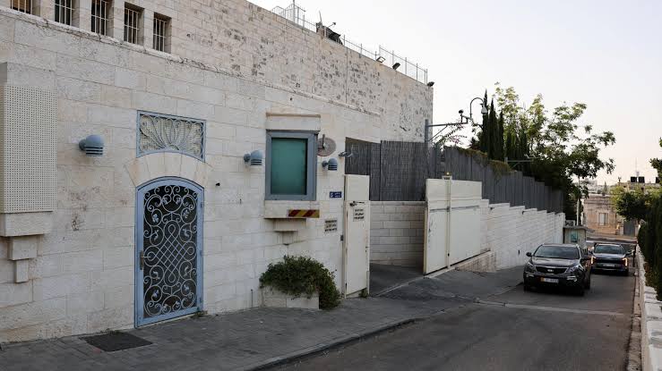 Israel ordena la salida de 20 diplomáticos británicos y frena las operaciones de su consulado en Jerusalén El fenómeno de El Niño alcanzaría su máxima intensidad en diciembre y podría extenderse hasta los primeros meses de 2027, con mayor riesgo de lluvias extremas, sequías e inundaciones.