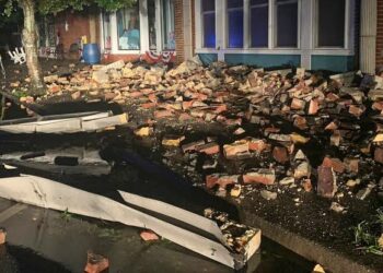 El Huracán Isaias se fortalece y amenaza la costa de Estados Unidos: Florida declaró emergencia en 25 condados