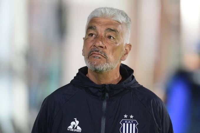 De Felippe: “Es momento de bancar los trapos” De Felippe