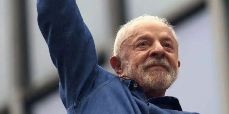 Luiz Inácio Lula da Silva, reelecto presidente de Brasil.