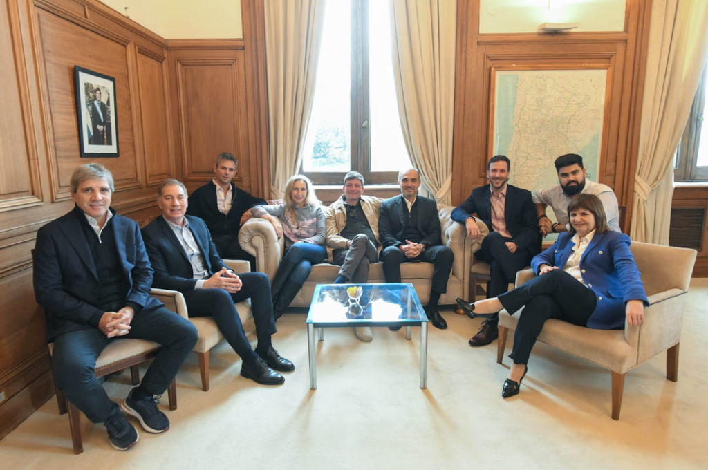 La mesa política en Casa Rosada.