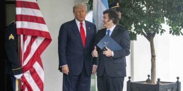 Argentina se suma a una declaración de 15 países contra la sobreproducción industrial que apunta a China