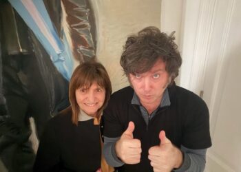 Bullrich tras reunirse con Milei: “Hablamos de todo con total sinceridad” Bullrich tras reunirse con Milei: “Hablamos de todo con total sinceridad”