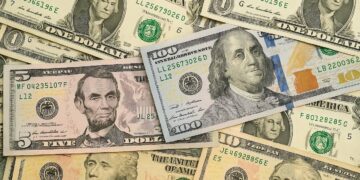 El dólar abre el martes 13 de octubre con las últimas cotizaciones del mercado